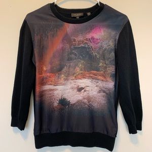 Ted Baker top/sweater with front print